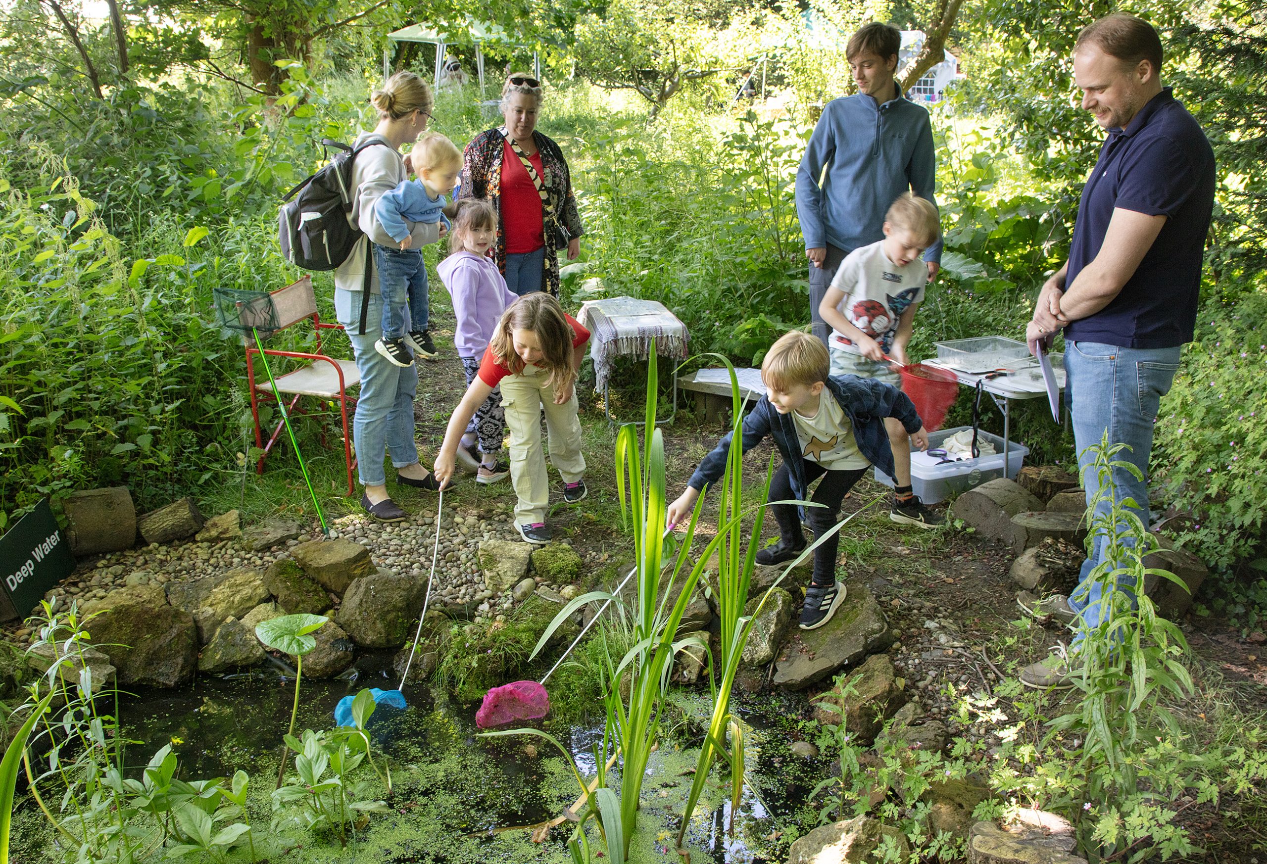 visitors to event